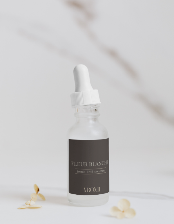 Fleur Blanche Essentiel Oil